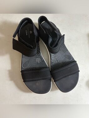 Clarks Cloudsteppers Black Adjustable Sport Sandals Women’s US 10 W Comfort
